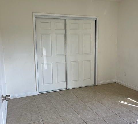 5th image of 9403 Wilbur Ave #1