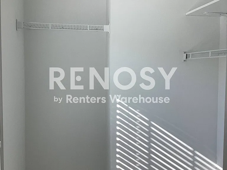 2422 Tenor Ln — Photo 10