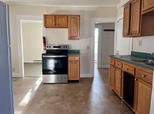 495 N Main St, Barre, VT 05641