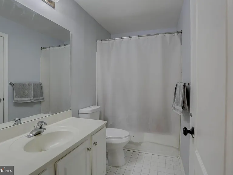 11906 Castlegate Ct #45 — Photo 30