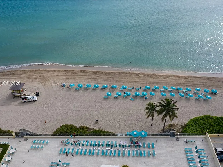 2501 S Ocean Dr #Penthouse 17 — Photo 38