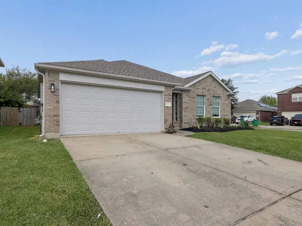 4543 Noble Ct, Baytown, TX 77521