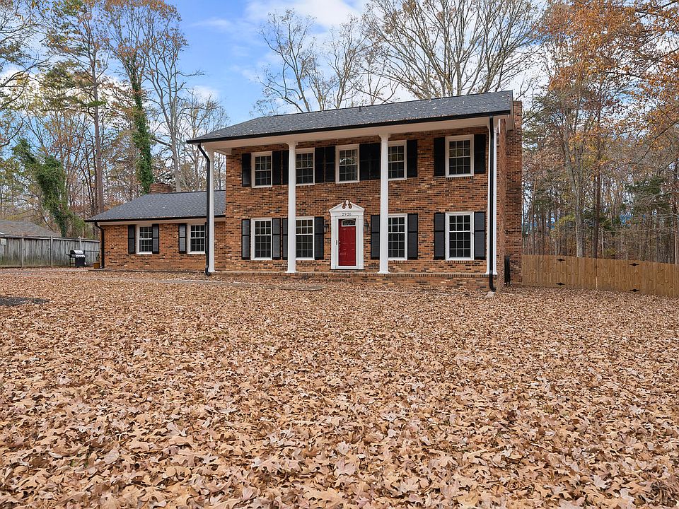 1st image of 2926 Little River Dr