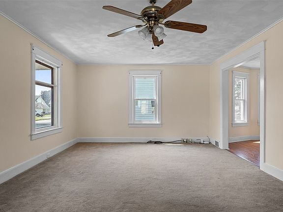 5th image of 311 W Wendell St