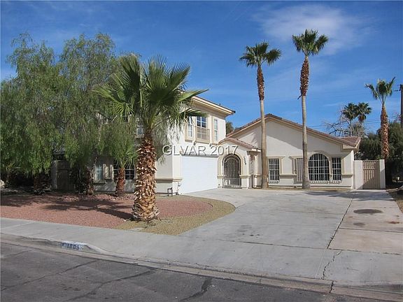 3rd image of 1009 Carpenter Dr