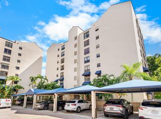 7572 Regency Lake Dr APT 301, Boca Raton, FL 33433