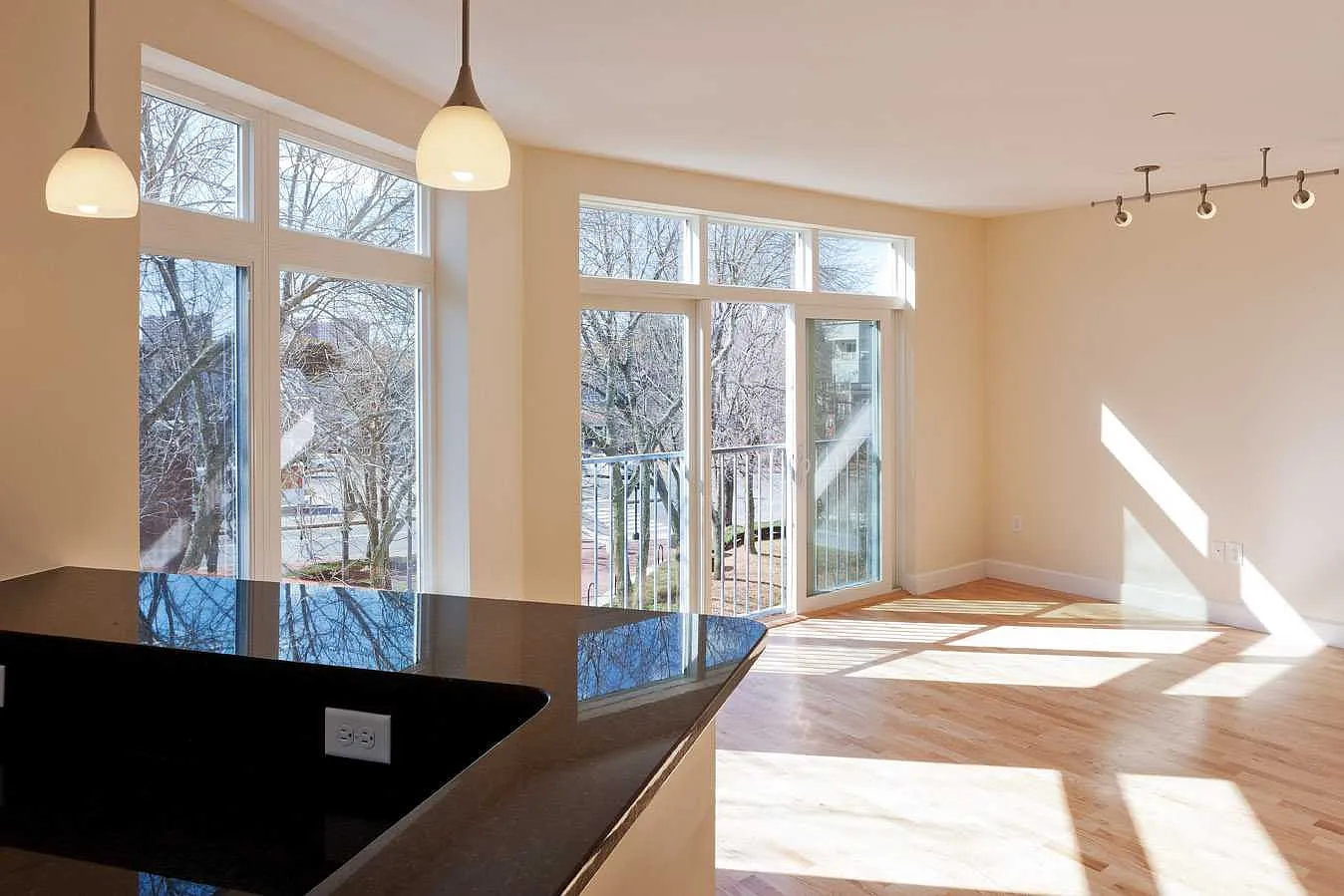 2 bed, $4,100 — Photo 2