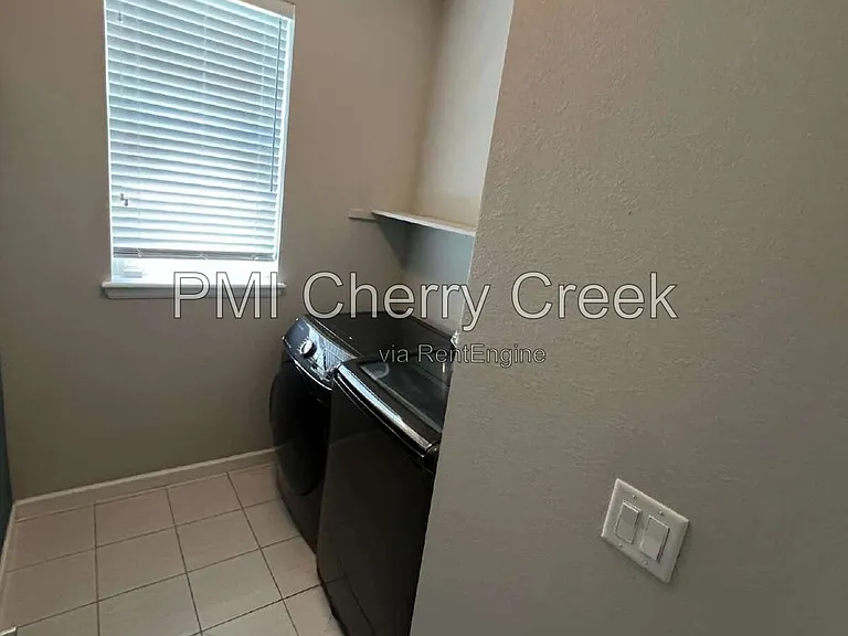 9010 E Caley Way — Photo 32