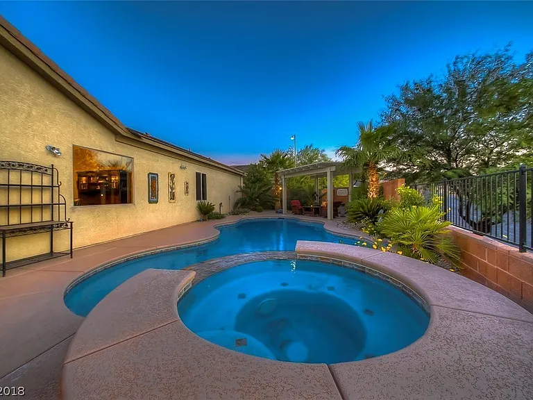 1160 Palmetto Bay Dr — Photo 6
