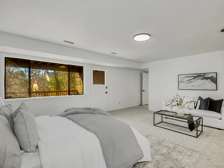 11525 SE Flavel St — Photo 17