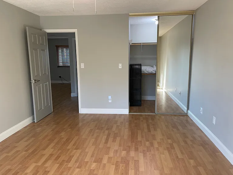 1373 Heritage Lndg — Photo 30
