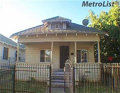 1st image of 430 E Clay St