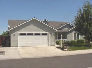 1049 Hope Dr, Central Pt, OR