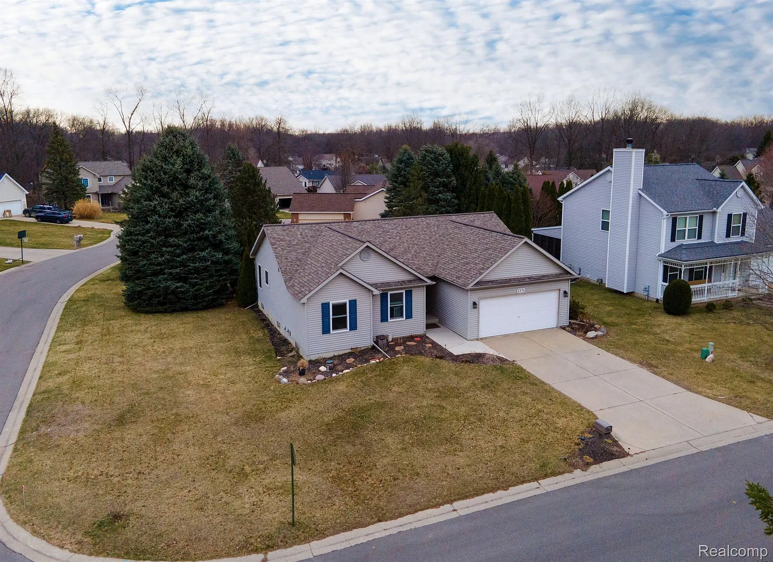 2351 Summit Cedar Dr photo 1