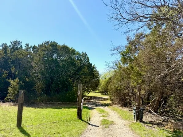 612 County Road 3570, China Spring, TX 76633