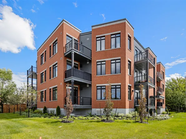 3 Bedale Dr, Ottawa, ON K2H 0E3