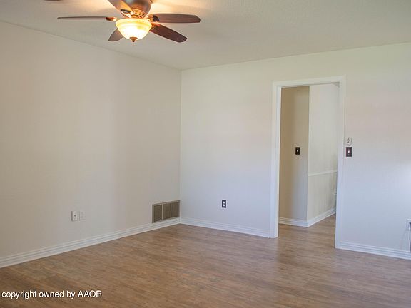 4th image of 1428 9th Ave