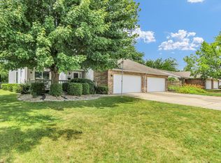 705 Ramblewood Ct APT A, Savoy, IL 61874