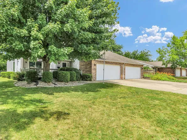 705 Ramblewood Ct APT A, Savoy, IL 61874