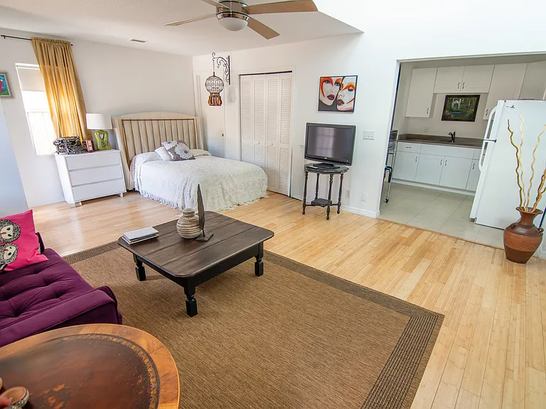 A previous tenant's setup. The apartment comes unfurnished.