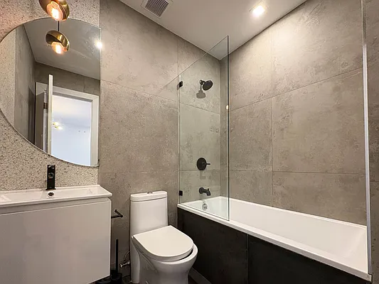 Rented by ERNY LLC | media 14