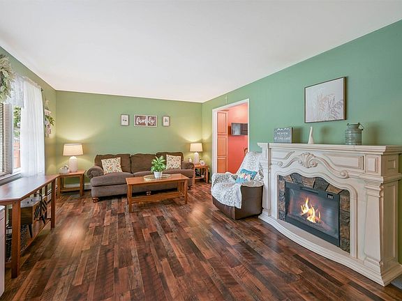 3rd image of 44 Madeline Rd