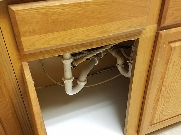 clean under sink vanity