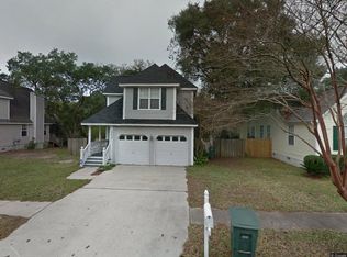 1747 Crystal Lake Dr, Charleston, SC 29412