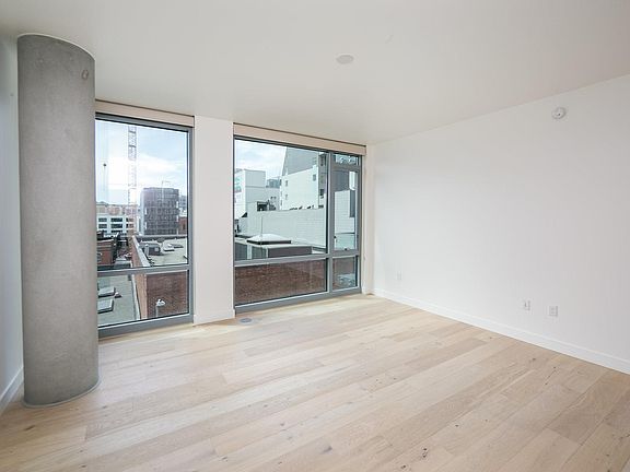 5th image of 1545 Pine St #407