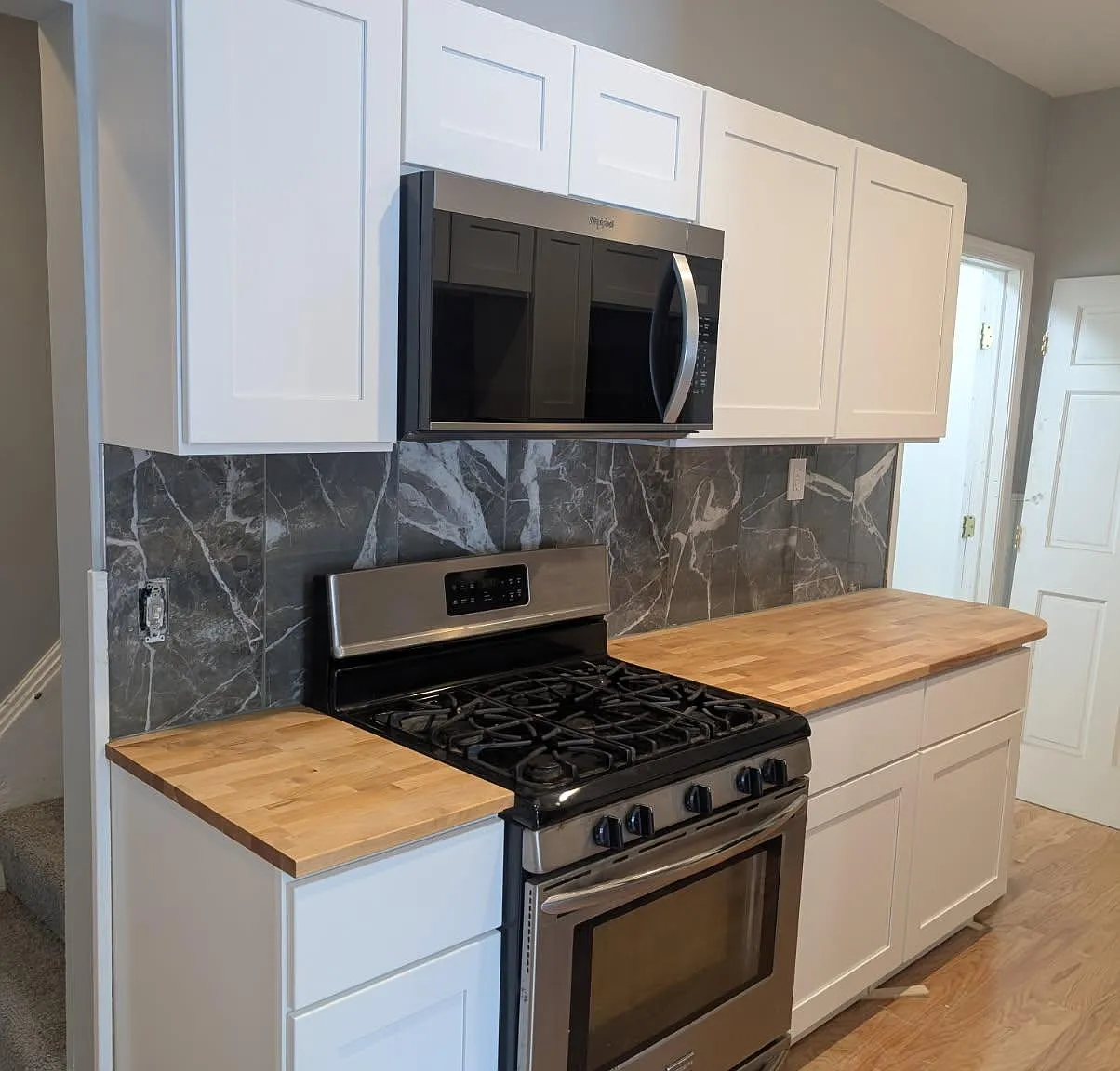 2 bed, 1200 sqft, $1,800 — Photo 1