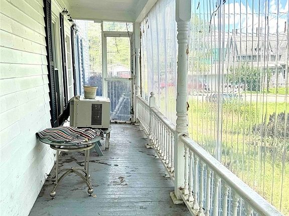 4th image of 4 South St