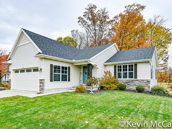 2nd image of 2091 Dellbrook Ct SE