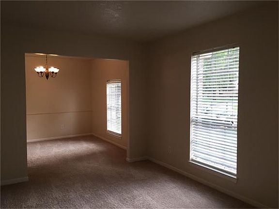 5th image of 10822 Sageburrow Dr