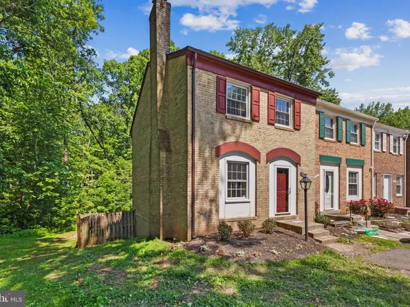 14841 Maidstone Ct, Centreville, VA 20120