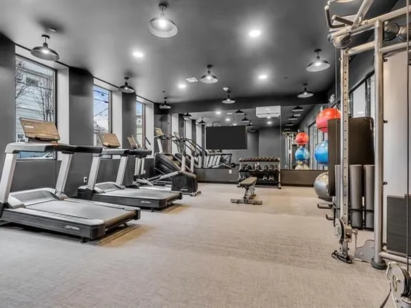 345 Avenue A image 12 of 20