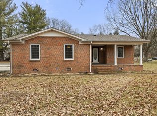 816 Old Woodbury Hwy, Manchester, TN 37355