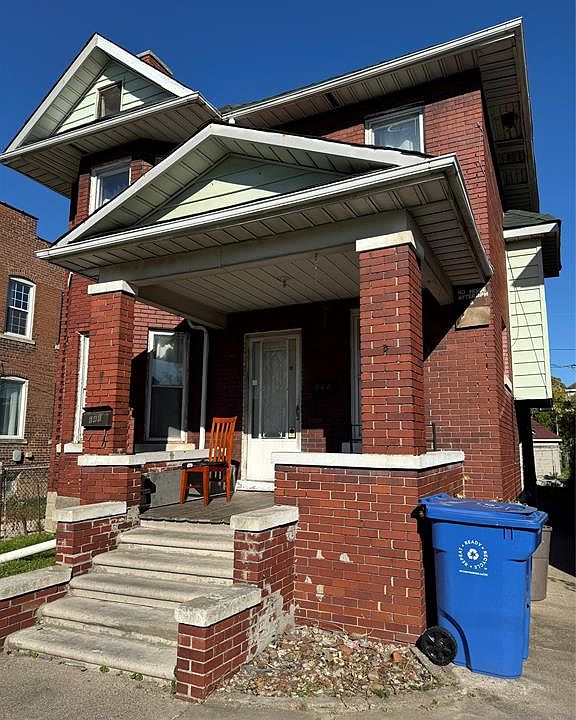 1st image of 646 Hall Ave