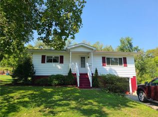 151 S Pennsville St, Connellsville, PA 15425