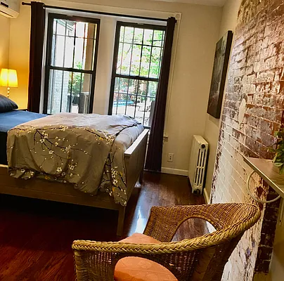 Rented by Douglas Elliman | media 20