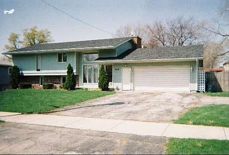 1st image of 3626 Woodlawn Ave
