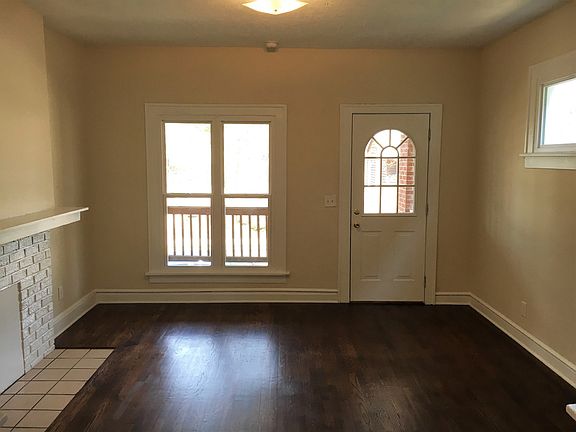 4th image of 243-245 E Clinton St #243
