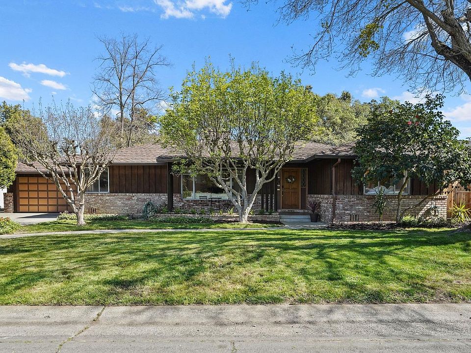 1st image of 4715 Crestwood Way