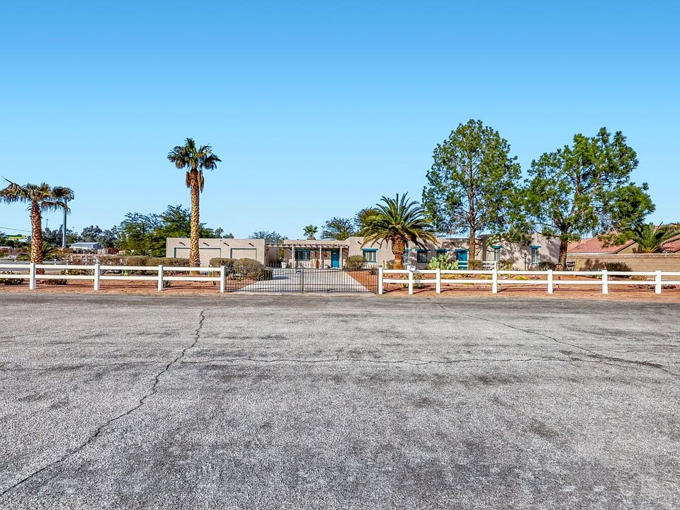 1st image of 1224 Sur Este Ave