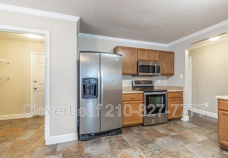 24710 Hickory Mdw — Photo 18