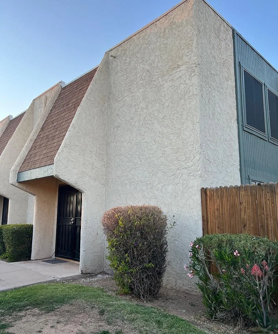 2 bed, 972 sqft, $1,395 — Photo 2
