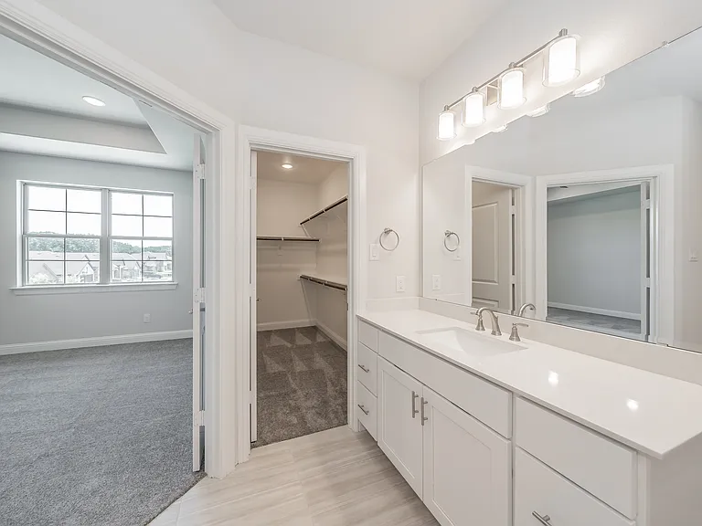 241 Gardenia Dr — Photo 26