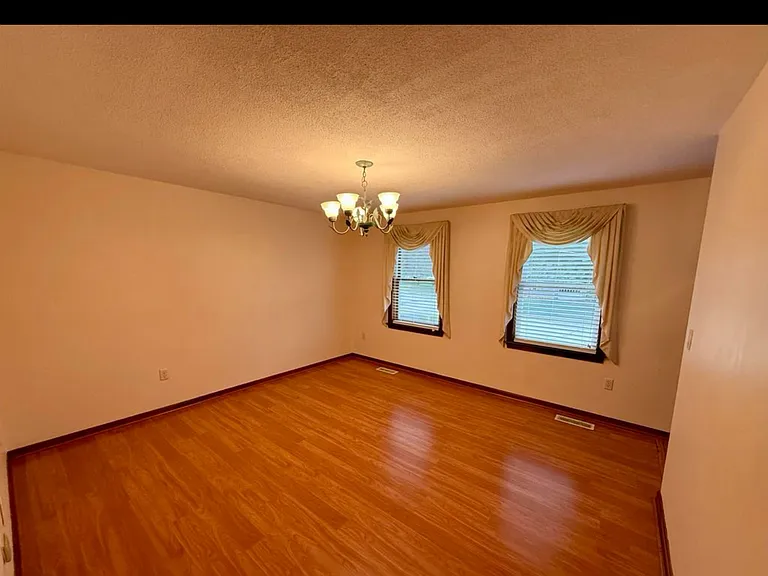 69 Timberline Dr — Photo 10
