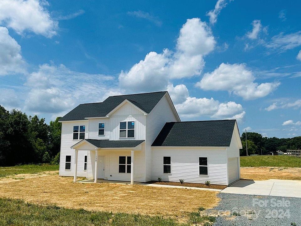 2nd image of 150 Stanfield Farm Ln