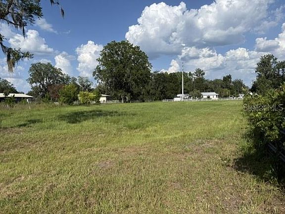 5th image of 420 NW 9th Ave