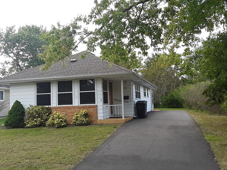 1st image of 22 Niagara Dr